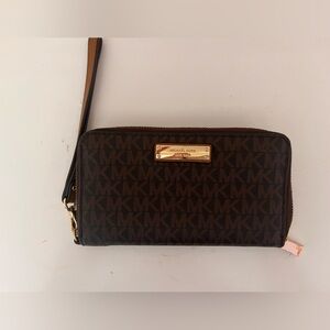 Michael Kors Wallet!